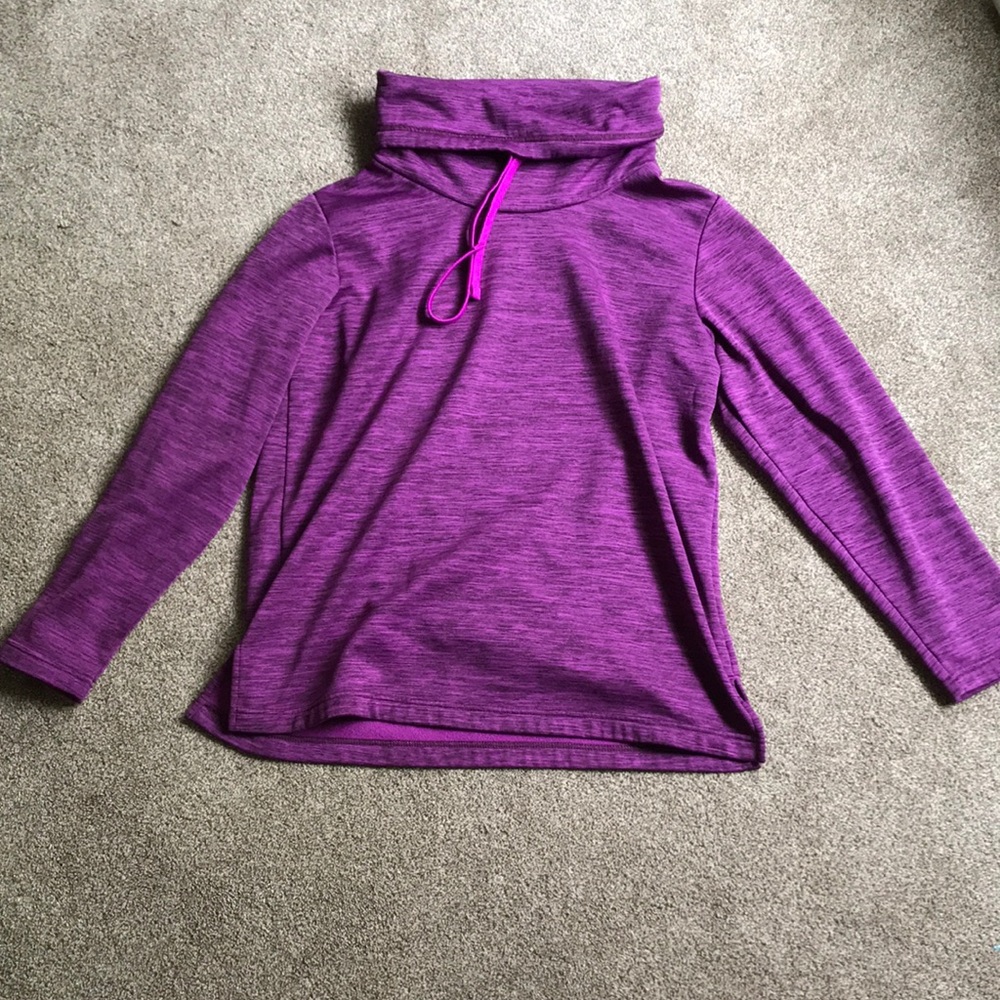 Columbia sweatshirt